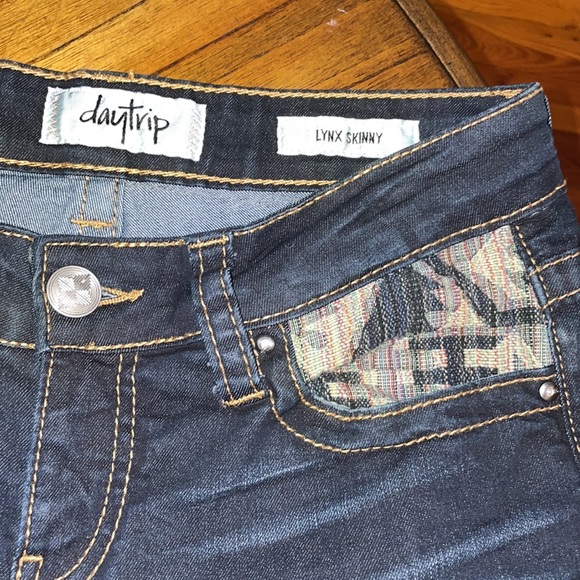 Daytrip Lynx Skinny Dark Wash Jeans 27R 27 31” inseam - Picture 4 of 5
